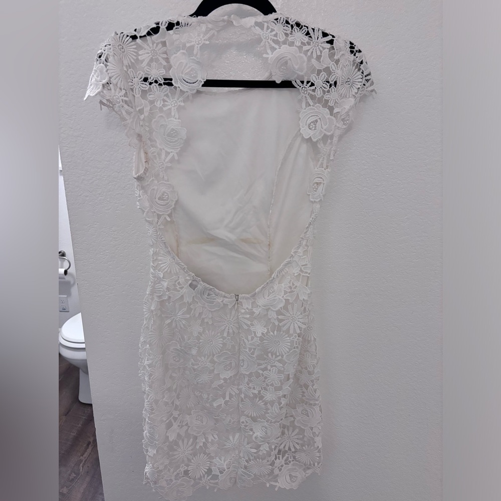 Elegant White Lace Dress